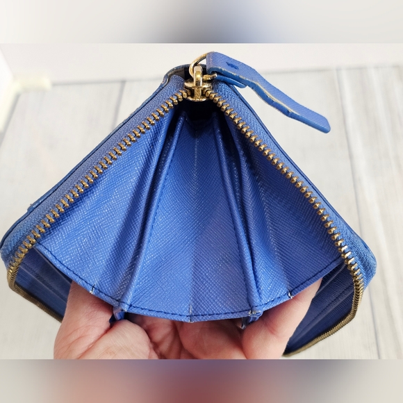 Kate Spade "Make a Splash" Neda Zip-Around Contentialn Wallet - Picture 12 of 14